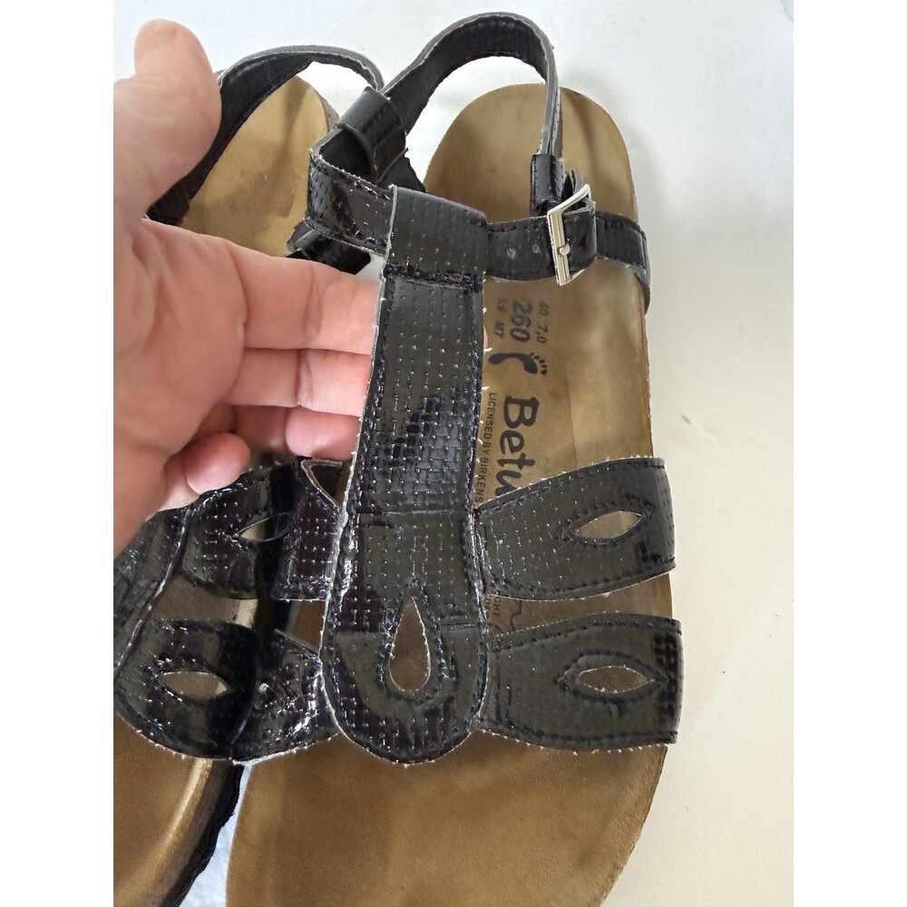 Black Patent Leather Sandals. Betula by Birkenstock. Size 40 - Picture 2 of 8